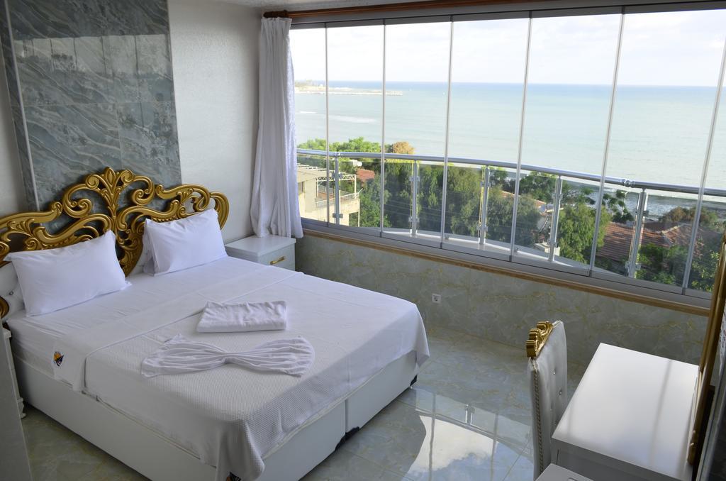 Alev Palace Otel Arsuz Quarto foto